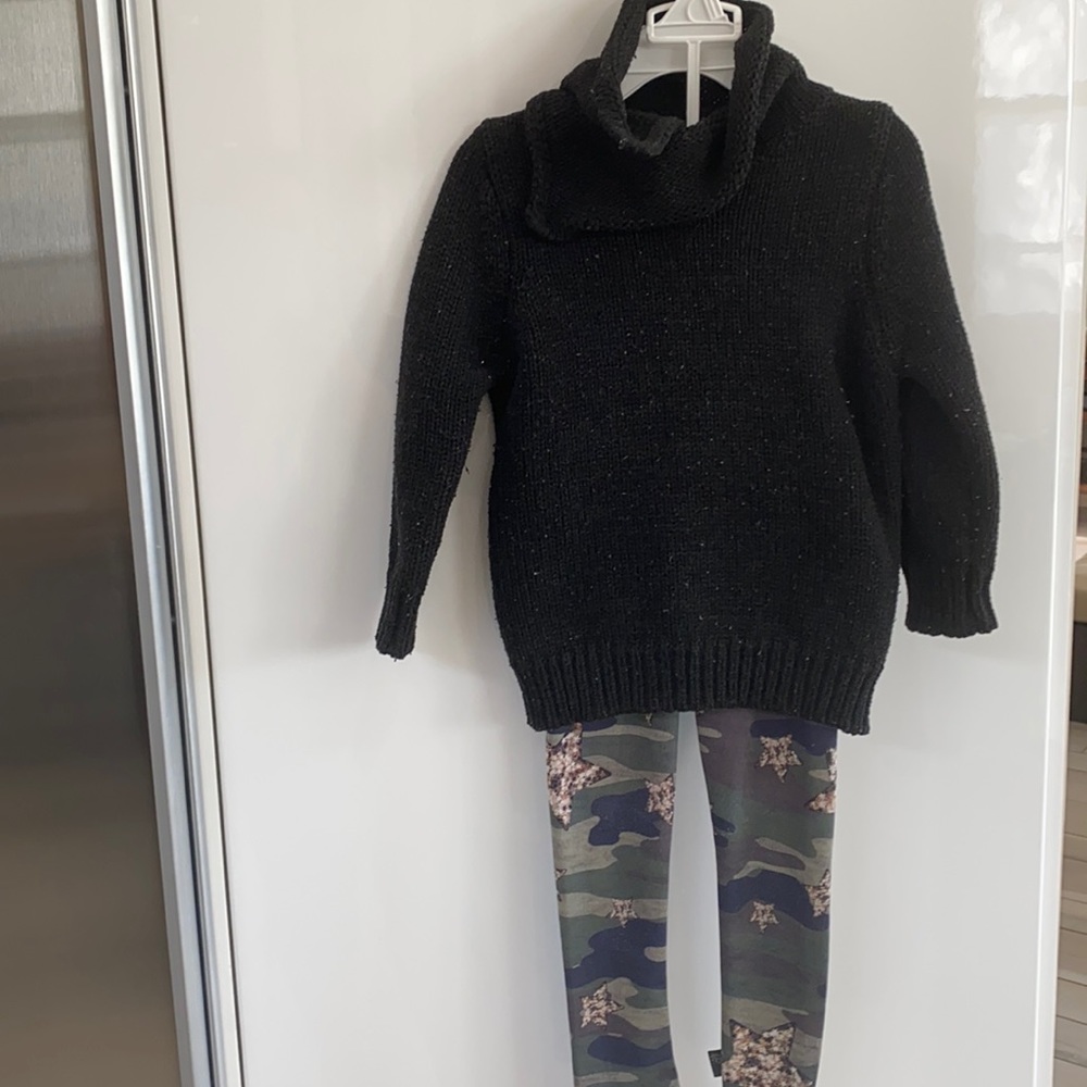 Blk chunky knit cowl neck swtr